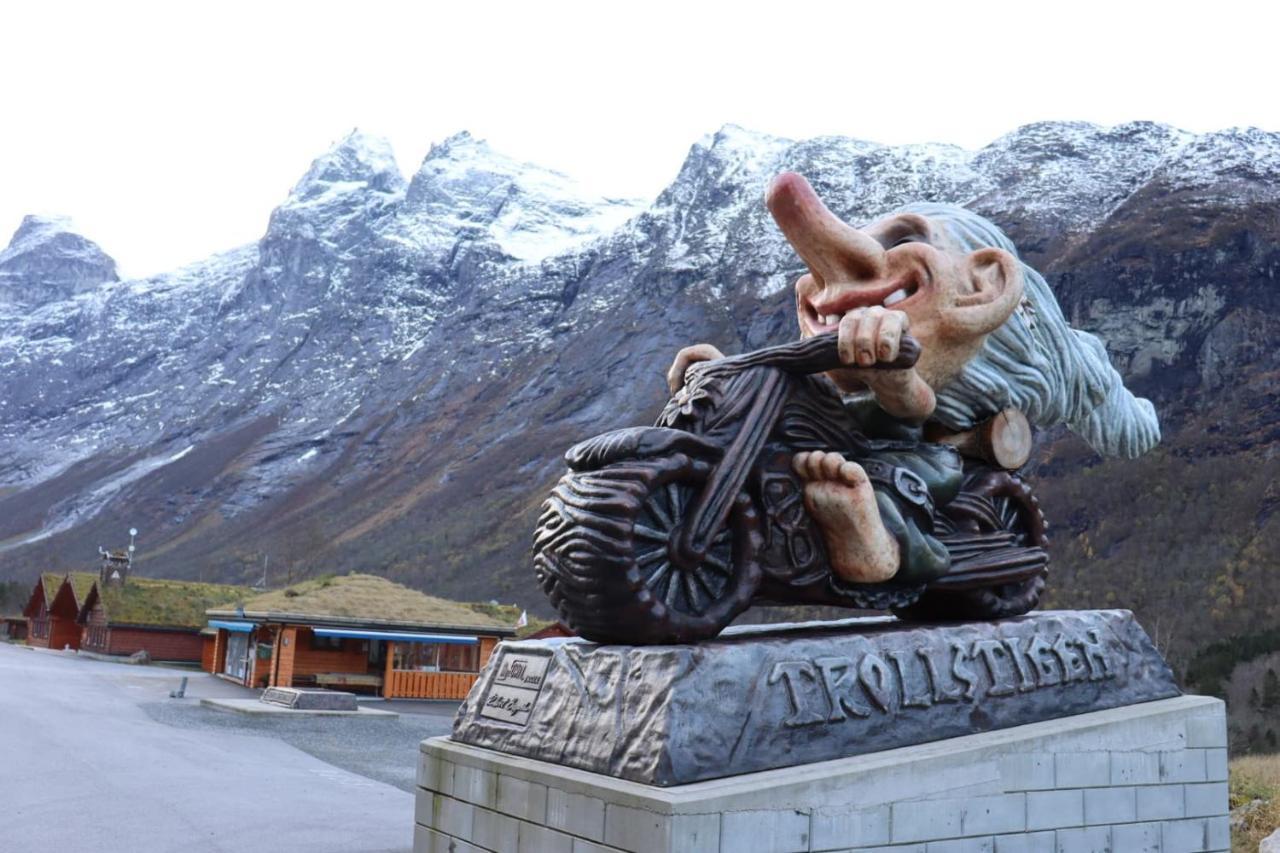 Annebu Villa Andalsnes Exterior photo