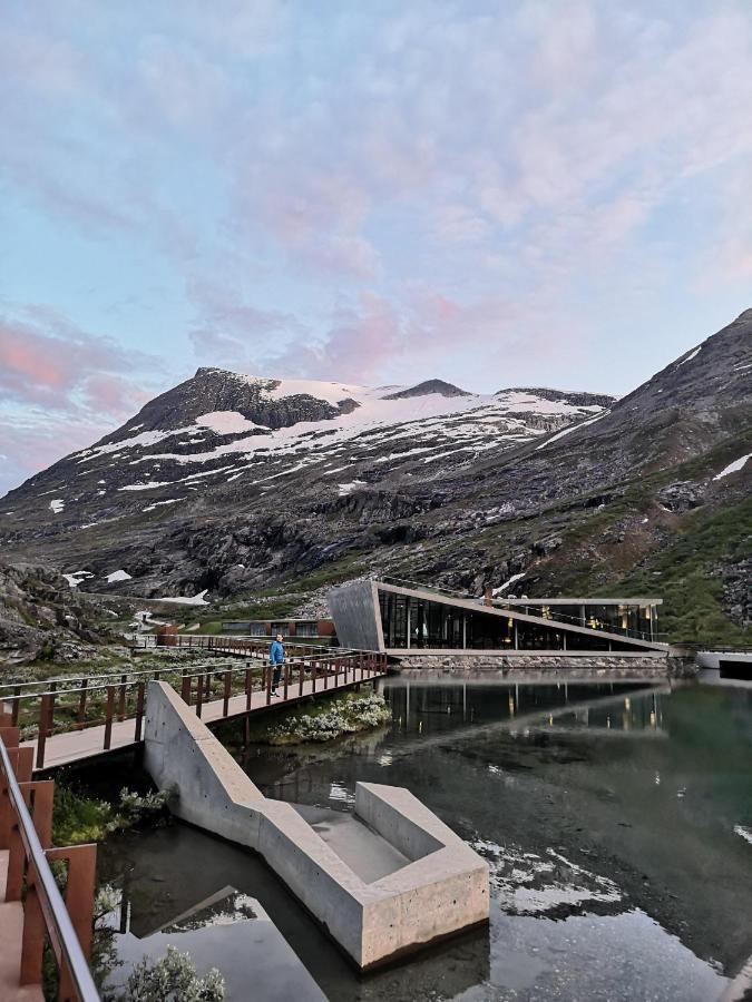 Annebu Villa Andalsnes Exterior photo